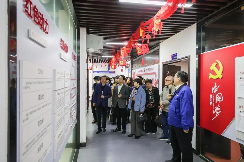 民主党派湖南省委机关青工委团队一行考察PA视讯平台