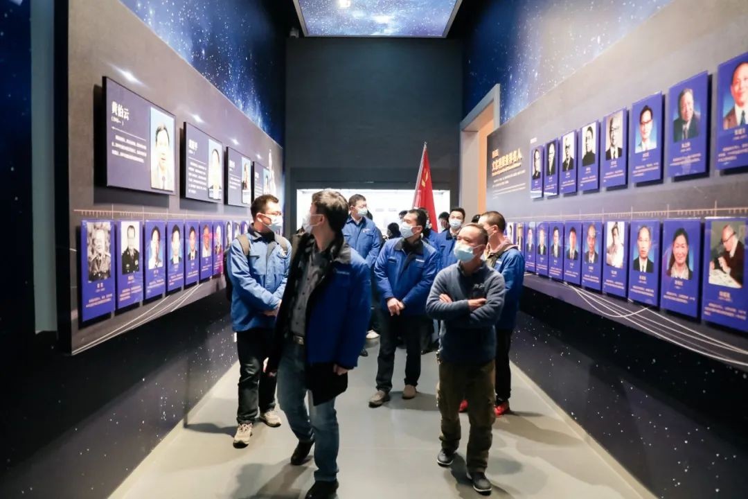 觅红色历史 践初心使命——PA视讯平台全体党员赴长沙党史馆开展主题党日活动