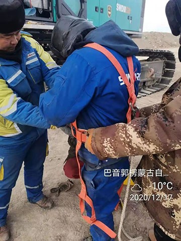 PA视讯平台旋挖钻机在“死亡之海”谱写新篇章