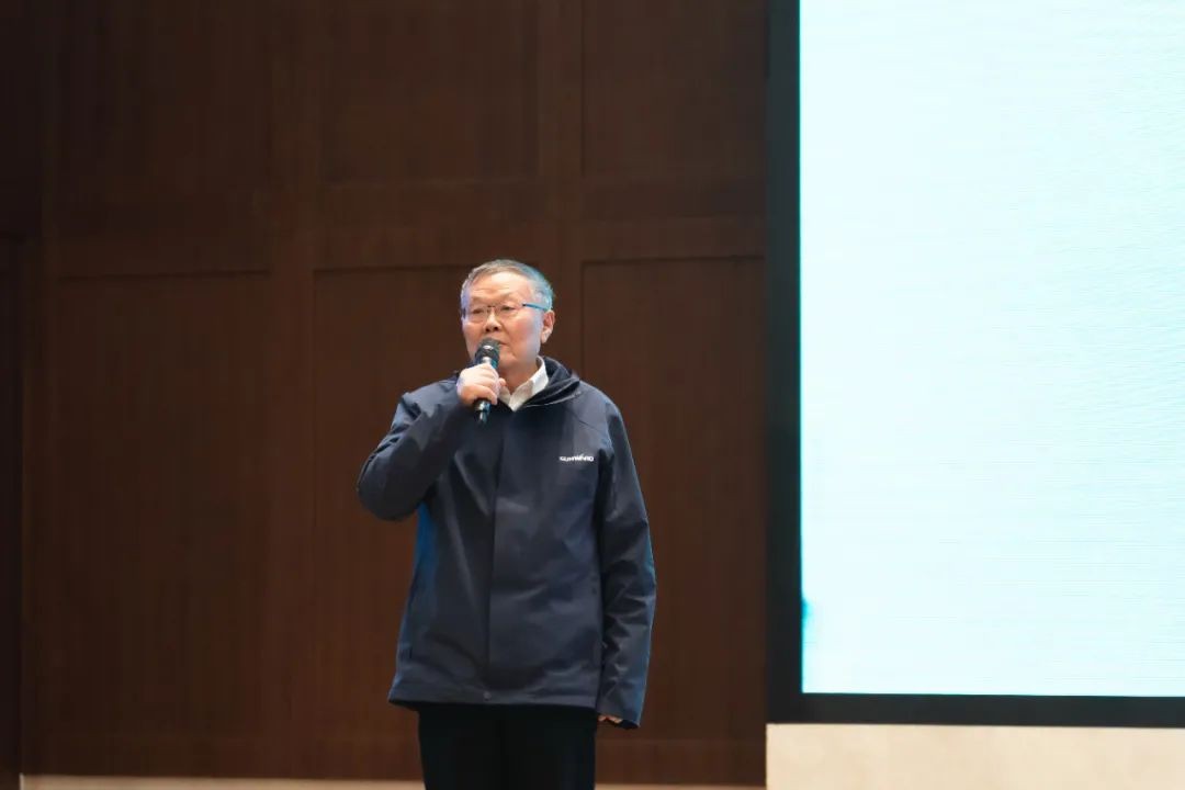 同心克难再腾飞，携手齐心冲万台——2021PA视讯平台挖掘机经销商年会圆满召开