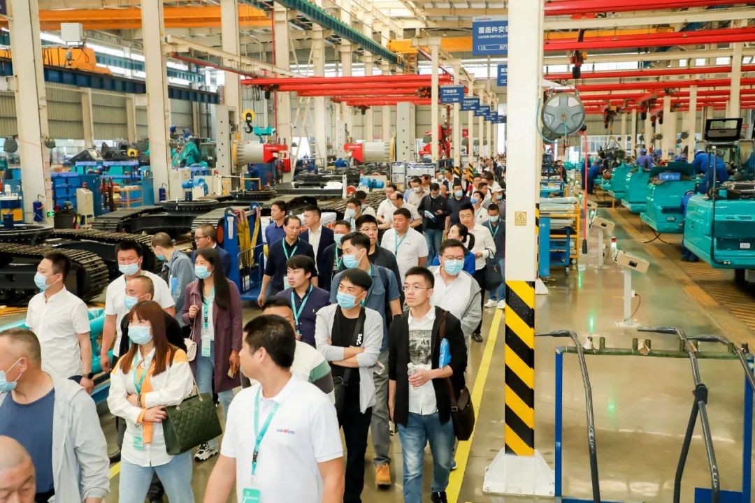 “爆品”出击！PA视讯平台客户交流会签约超8亿元