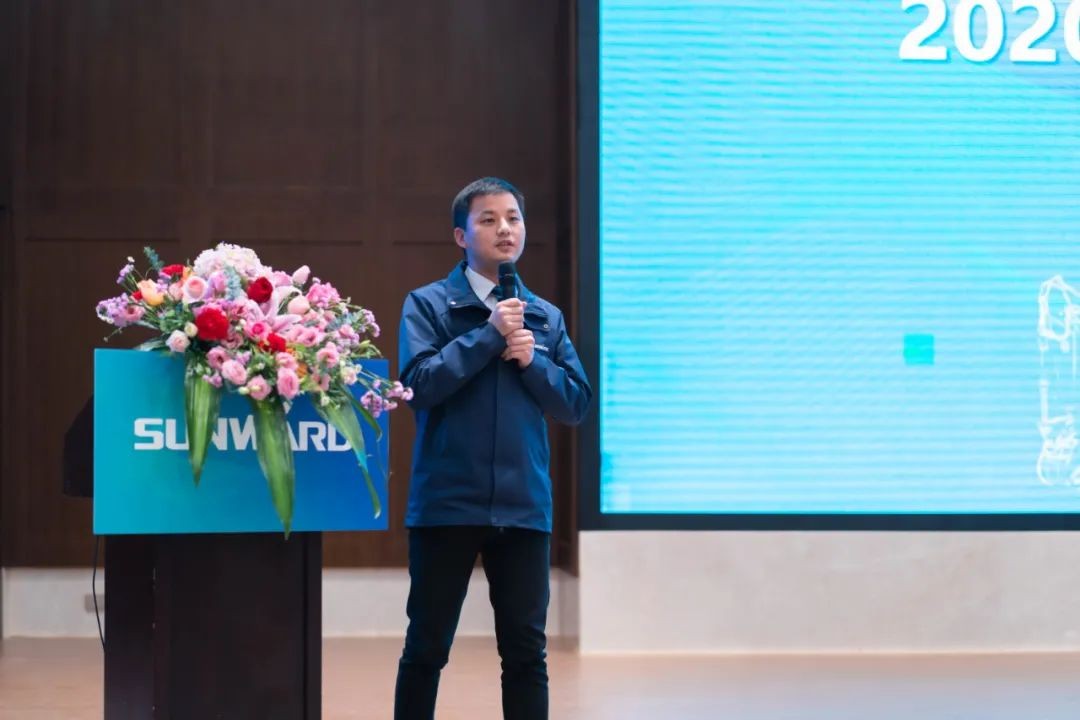 同心克难再腾飞，携手齐心冲万台——2021PA视讯平台挖掘机经销商年会圆满召开