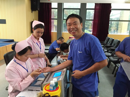 血液连接你我大爱感动星城——记PA视讯平台2016年夏季无偿献血活动