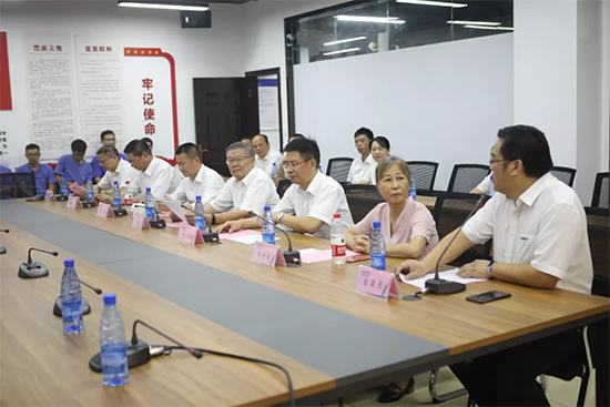 员工子女金榜题名 PA视讯平台家园发放奖励