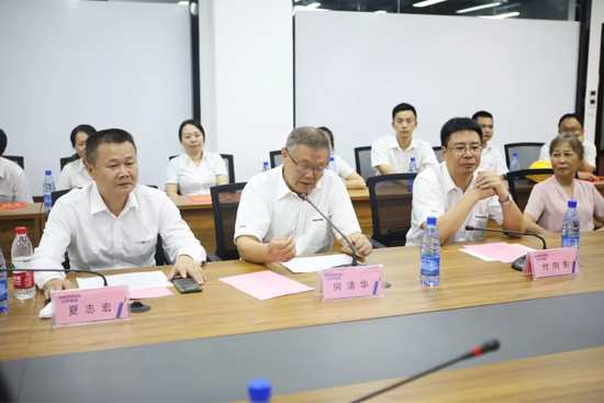 员工子女金榜题名 PA视讯平台家园发放奖励