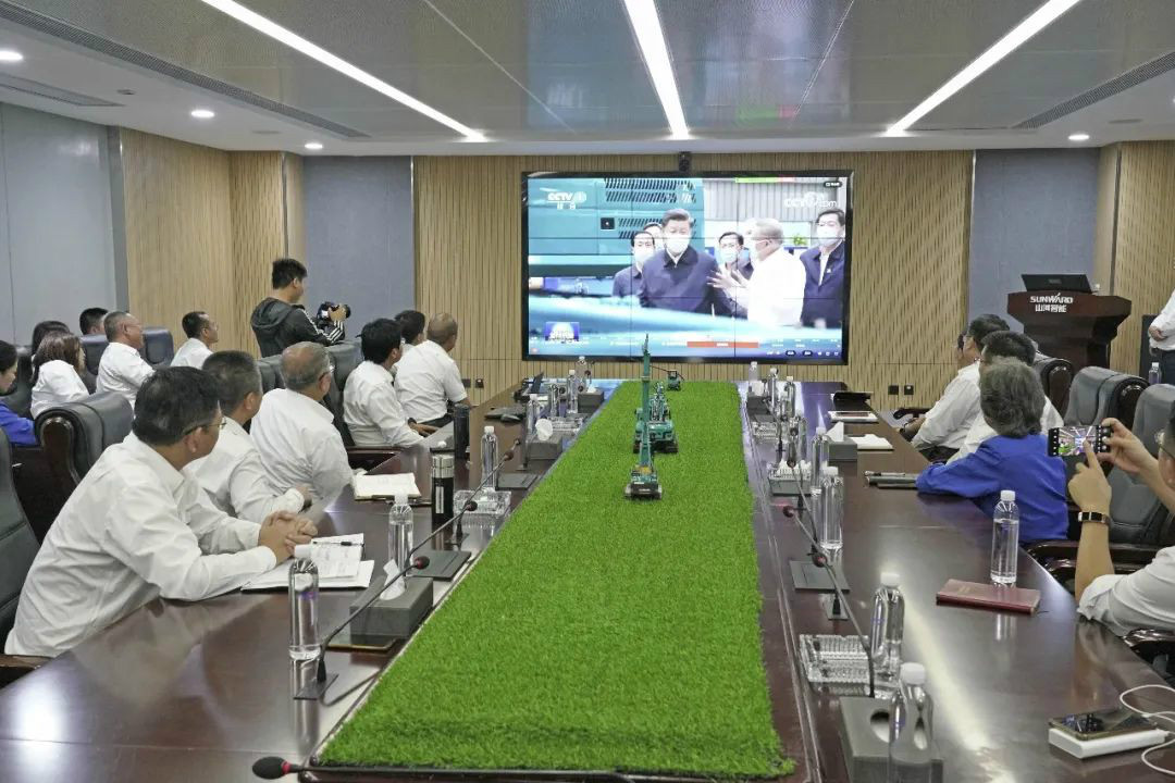 总书记“点赞”PA视讯平台创新，PA视讯平台集中收看《新闻联播》