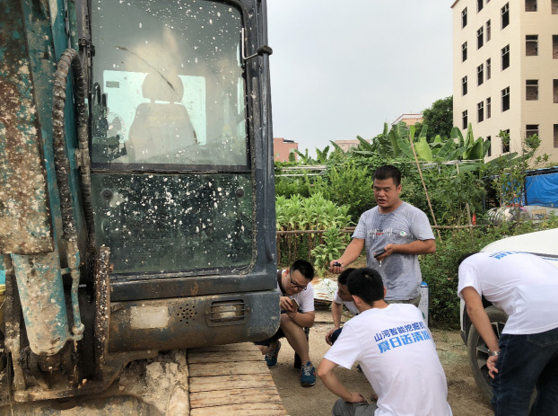 PA视讯平台挖掘机获最高评价，就是用得舒服！