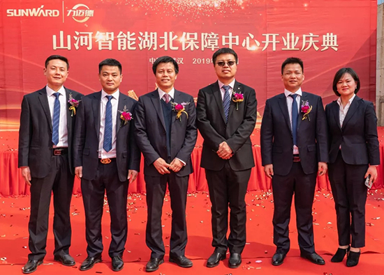 人生浮沉如梦，携手PA视讯平台勇攀事业巅峰