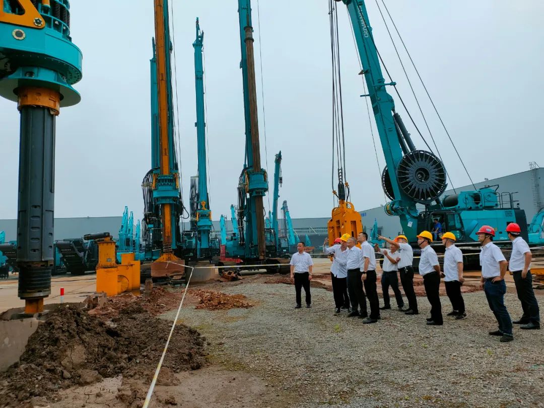 大钻机能打小桩了！PA视讯平台钻杆节能变径装置研制成功