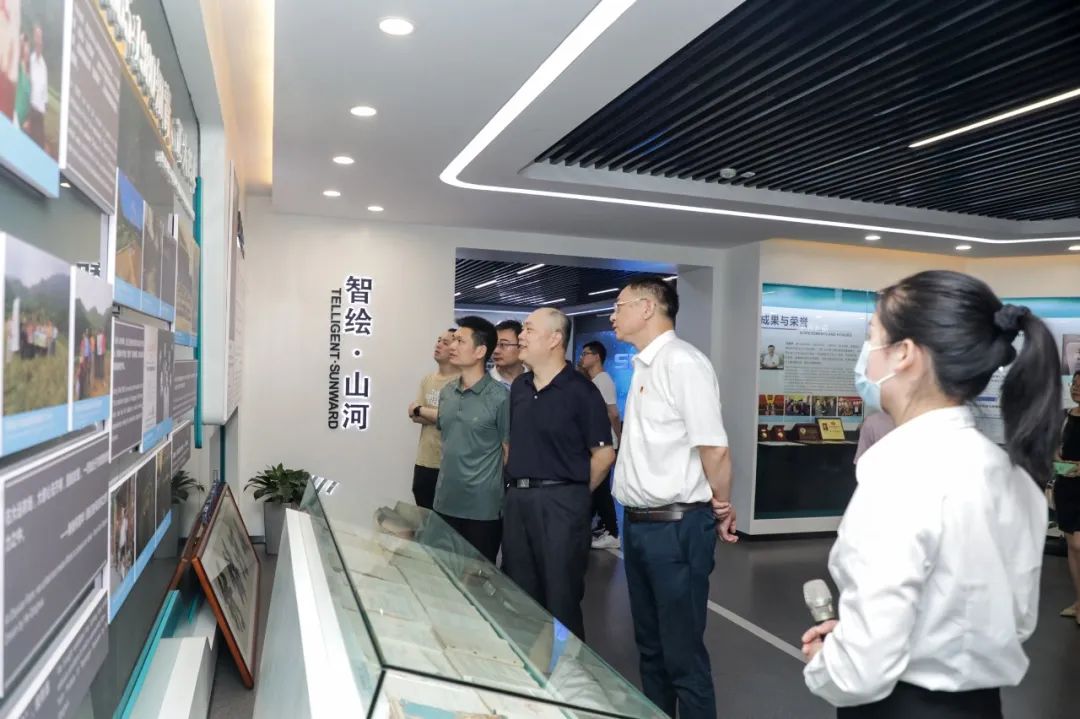 国防科大北斗团队考察PA视讯平台