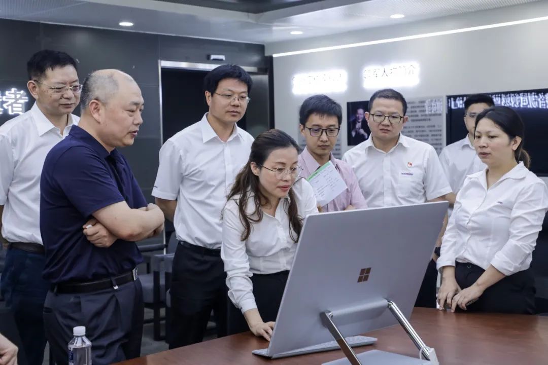 国防科大北斗团队考察PA视讯平台