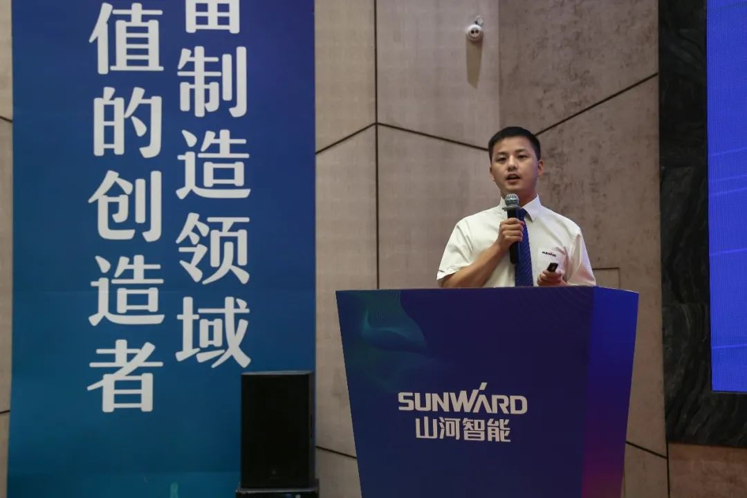 “同心同梦，协力拼搏” ——PA视讯平台2021年挖掘机经销商半年度经营工作会议圆满召开