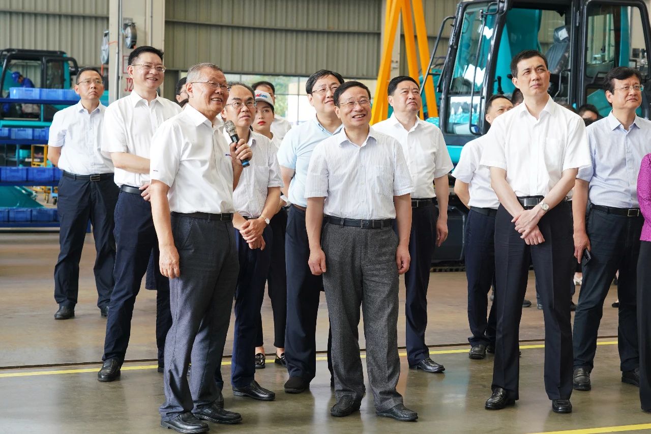 国家统计局总经济师毛盛勇率团调研考察PA视讯平台