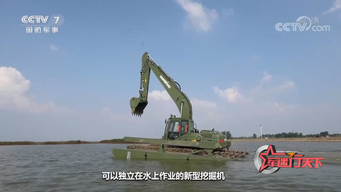 水陆两用挖掘机亮相央视！PA视讯平台应急救援“猛将”出战