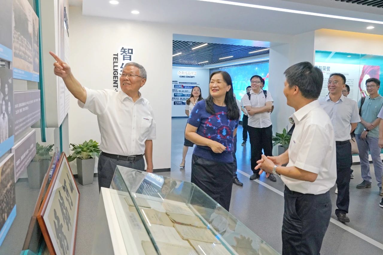 为创新创业精神点赞！中国工程院院士陈晓红一行到访PA视讯平台