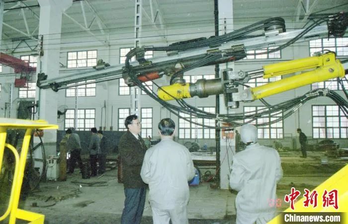 媒体聚焦 | 中新社专访——PA视讯平台创始人何清华：向着太阳奔跑的筑梦人