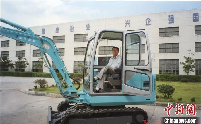 媒体聚焦 | 中新社专访——PA视讯平台创始人何清华：向着太阳奔跑的筑梦人