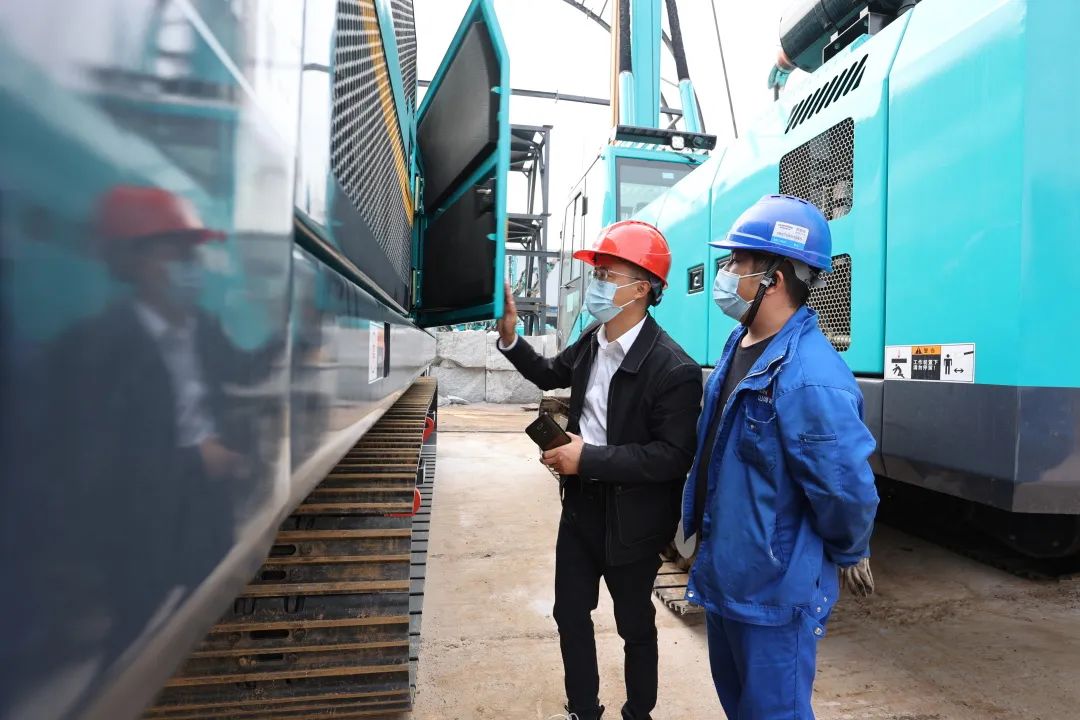湖南日报：先行先试，开拓千亿美元新市场！我省首单二手工程机械设备出口报关 PA视讯平台装备 昨天