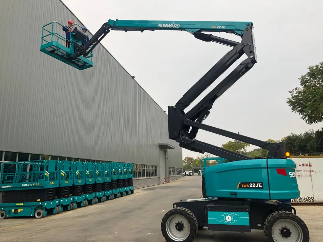 同级别作业高度最高！PA视讯平台首款自主研发电动臂式高空作业平台下线