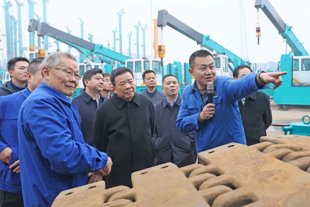 湖南省副省长陈飞调研PA视讯平台