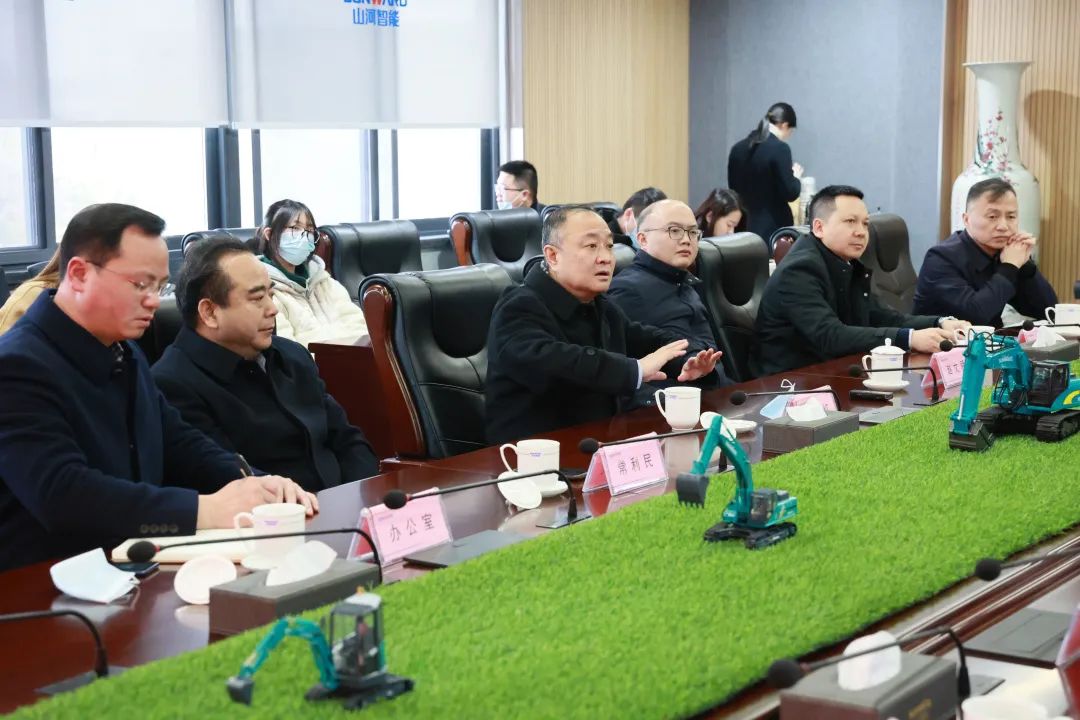 张庆红调研PA视讯平台