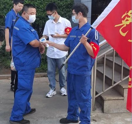 PA视讯平台工匠 | “浪波”不言苦，甘为“人梯”承大重