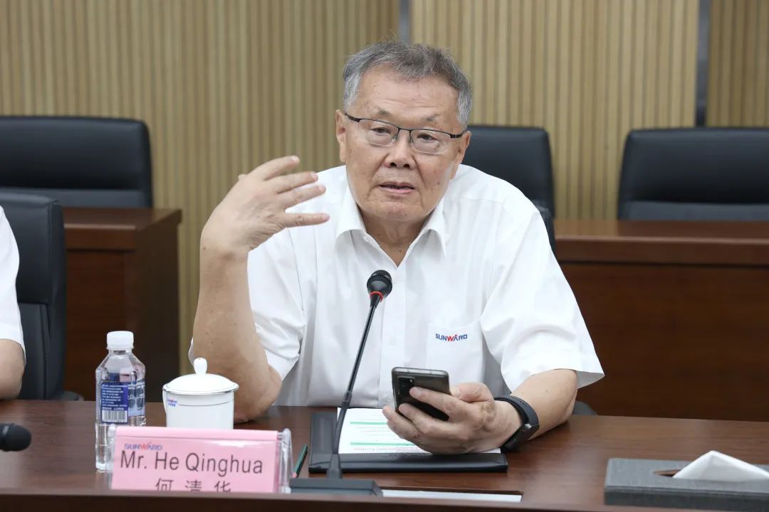 马拉维大使一行考察PA视讯平台