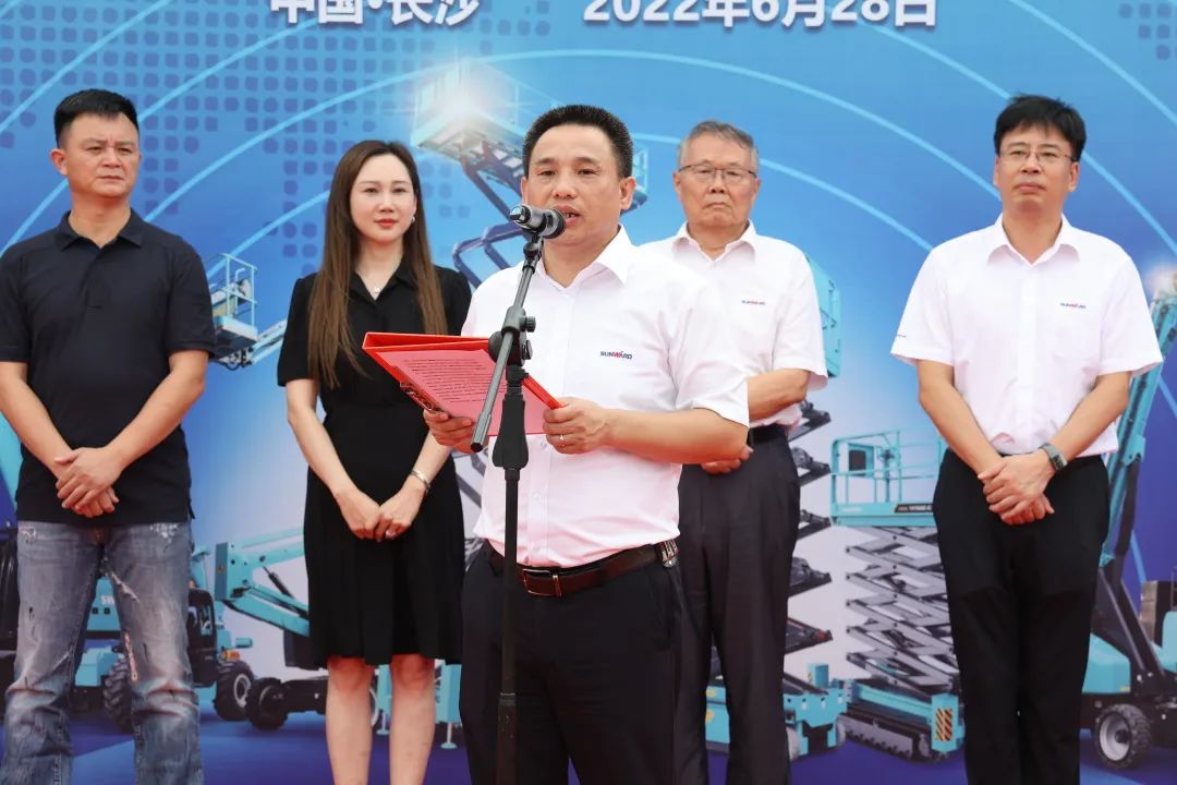 献礼二十大，再攀新高地！PA视讯平台高空机械设备再迎批量发货