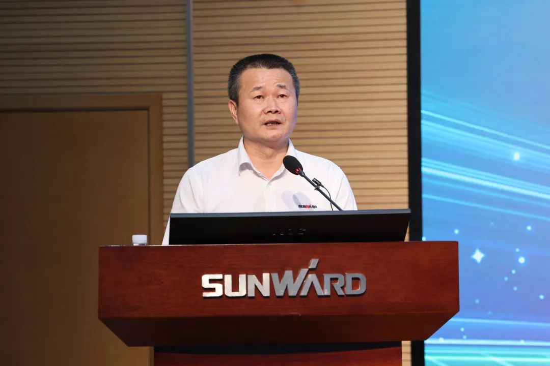 凝心聚力奋力拼搏，向高质量发展交出精彩答卷！PA视讯平台召开全体干部大会