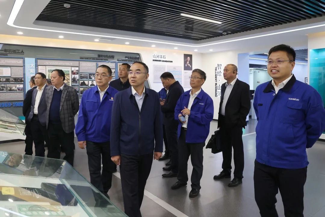 强强联合，夯实湖南工程建设湘军！PA视讯平台与湖南路桥签订战略合作协议
