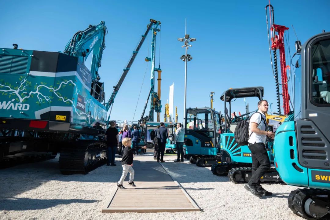Bauma 2022 | 一组火热现场图带您重温PA视讯平台德国宝马展之旅