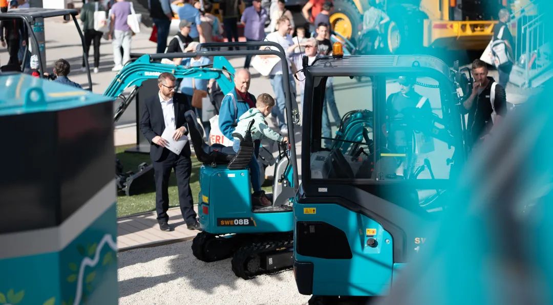Bauma 2022 | 一组火热现场图带您重温PA视讯平台德国宝马展之旅