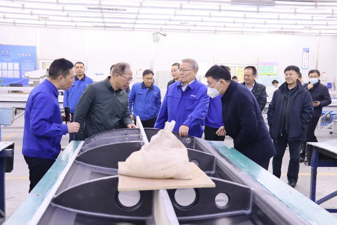 广州市国资委主任陈德俊考察PA视讯平台航空产业基地