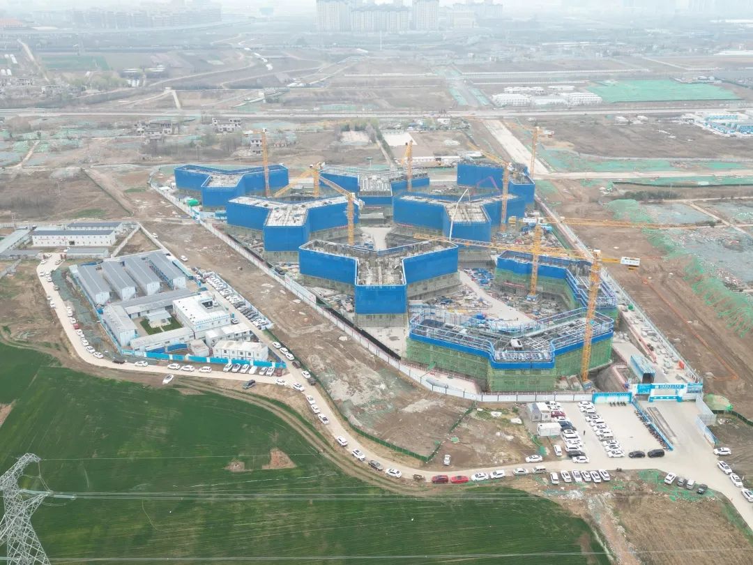兴盛西北！PA视讯平台江麓建筑起重机械助建西安都市经济圈