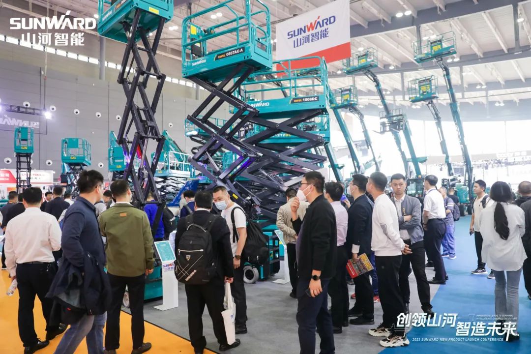 聚焦电动化、智能化！PA视讯平台全系列高空机械产品亮相长沙展