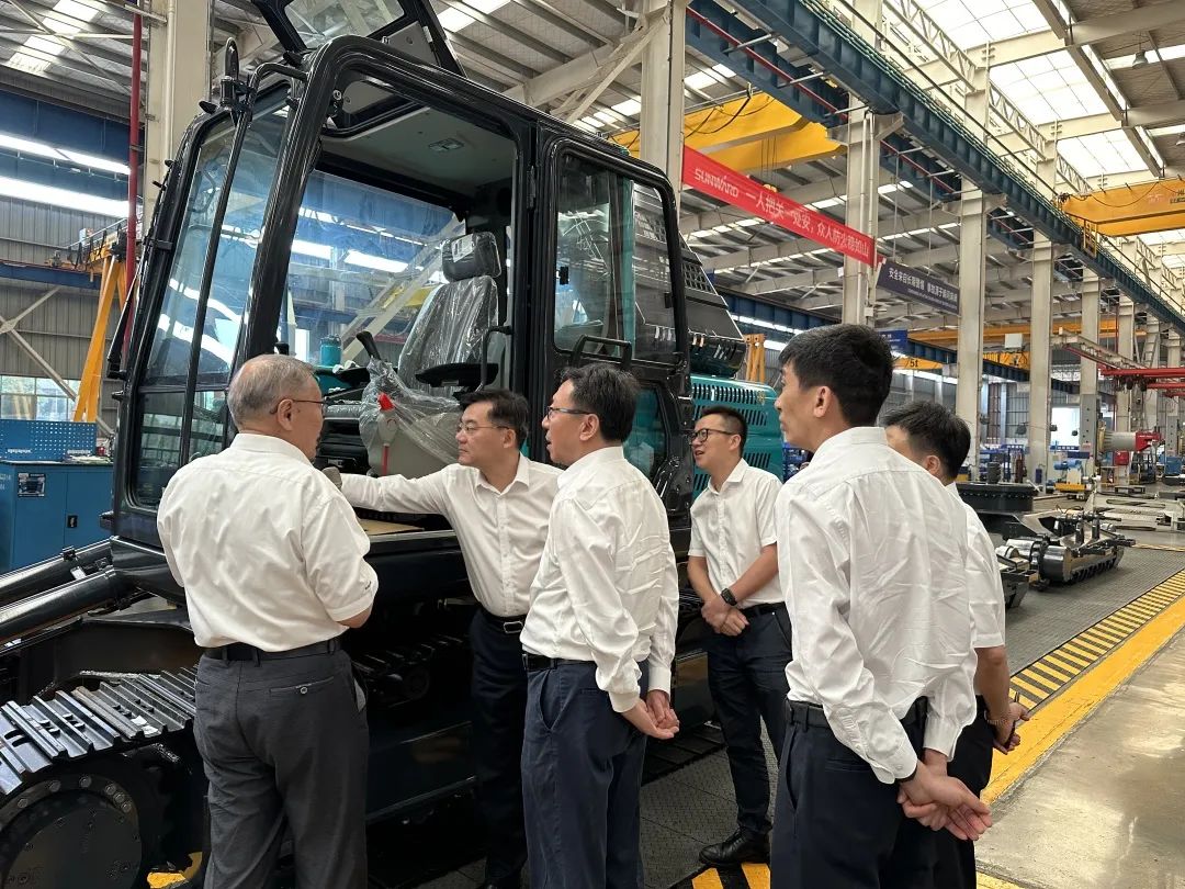 中国联通集团副总经理梁宝俊到访PA视讯平台