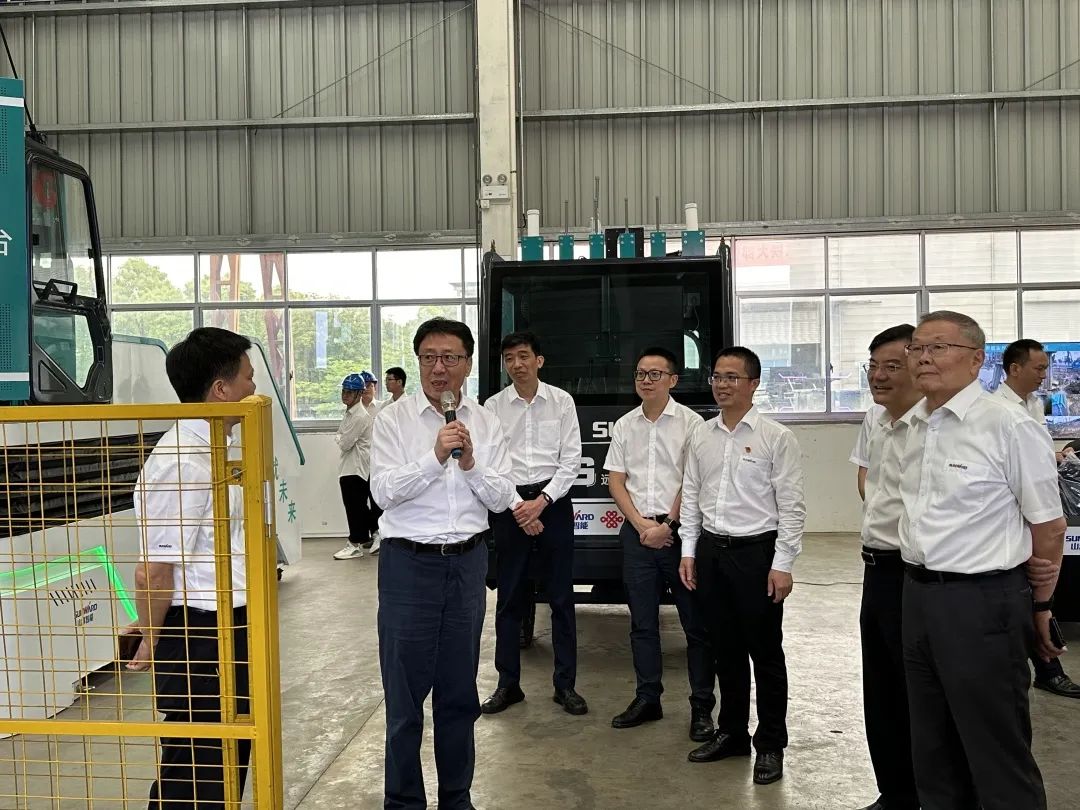 中国联通集团副总经理梁宝俊到访PA视讯平台