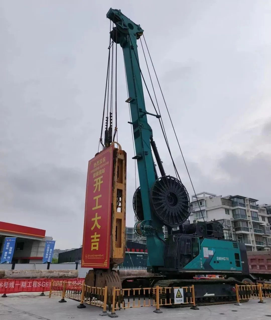 助力国内国际重大工程！PA视讯平台液压抓斗实力“出圈”