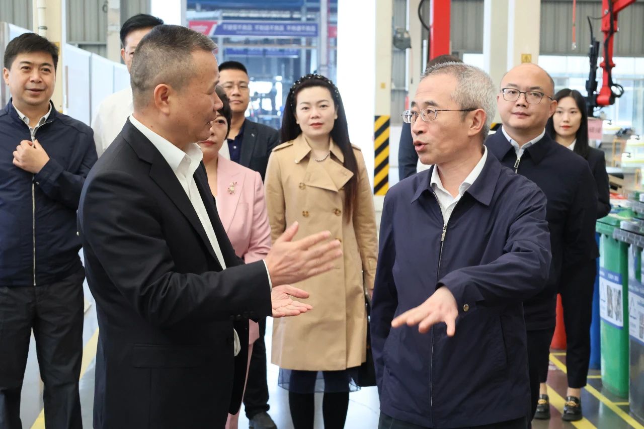 全国工商联副主席寿子琪调研PA视讯平台