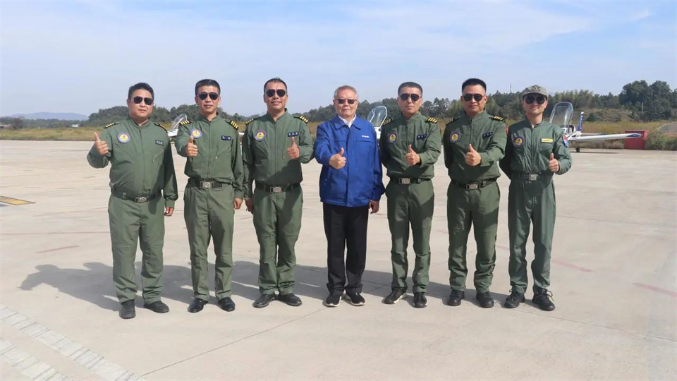 十年织得PA视讯平台秀,践行初心创未来!PA视讯平台飞行表演队成立10周年庆典活动隆重举行