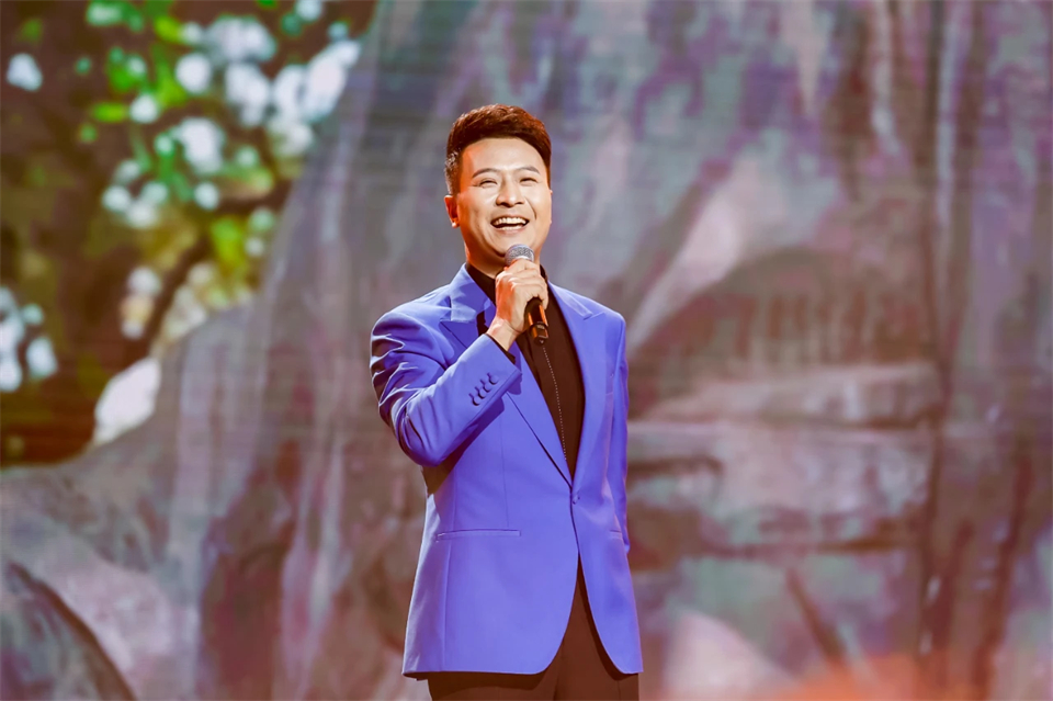 创新引领价值 理想成就未来——庆祝PA视讯平台成立25周年表彰大会暨文艺晚会隆重举行