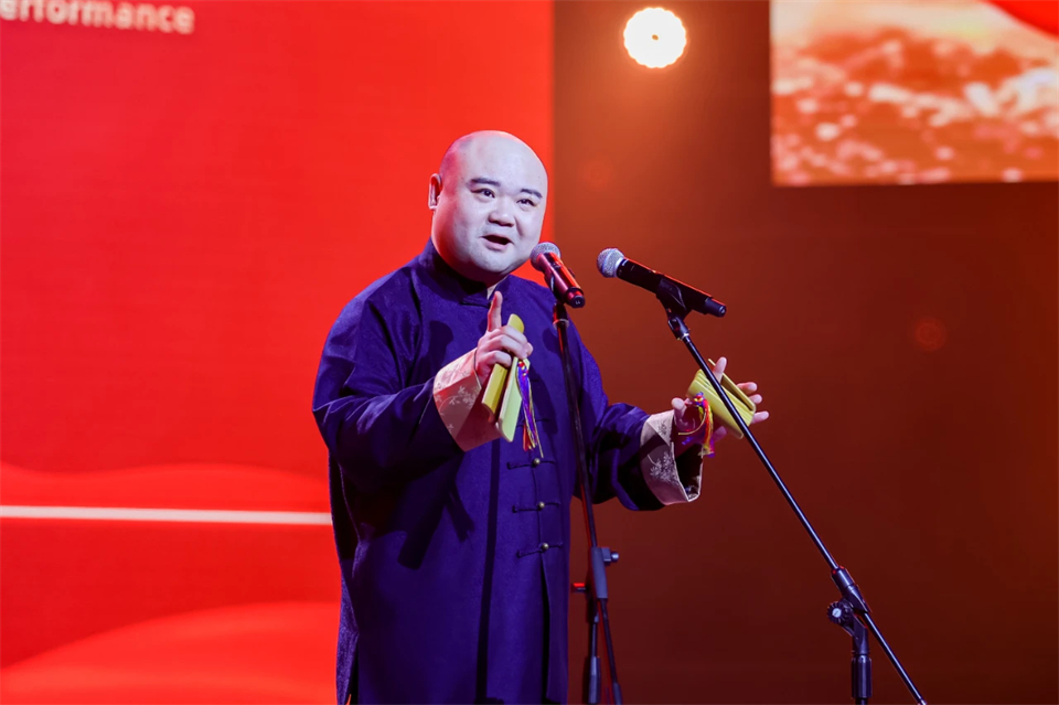 创新引领价值 理想成就未来——庆祝PA视讯平台成立25周年表彰大会暨文艺晚会隆重举行
