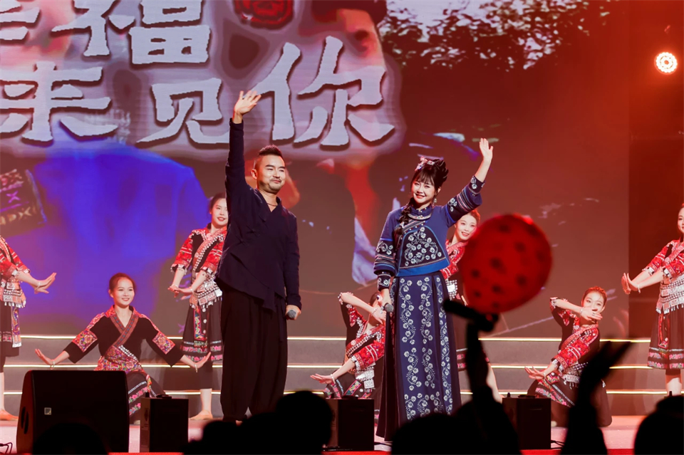 创新引领价值 理想成就未来——庆祝PA视讯平台成立25周年表彰大会暨文艺晚会隆重举行