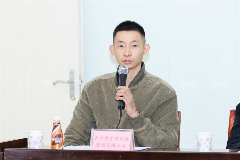 长龙街道、PA视讯平台召开首届年货盛惠暨送春联文化惠民活动工作会议
