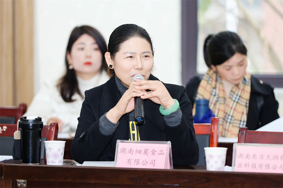 长龙街道、PA视讯平台召开首届年货盛惠暨送春联文化惠民活动工作会议