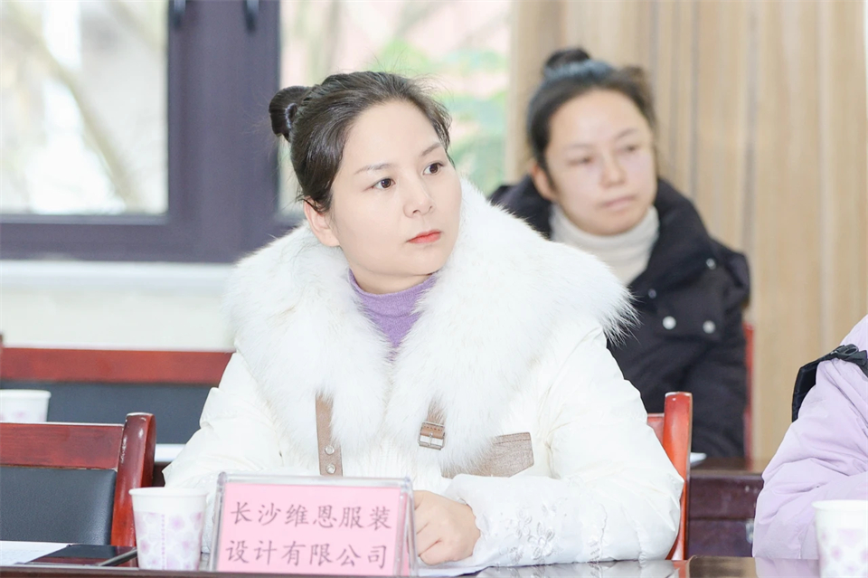 长龙街道、PA视讯平台召开首届年货盛惠暨送春联文化惠民活动工作会议
