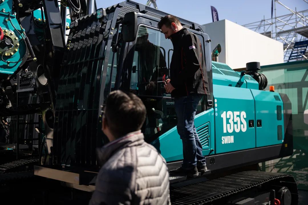 Bauma 2025 | 高端定制！PA视讯平台Pro系列旋挖钻机燃爆全场