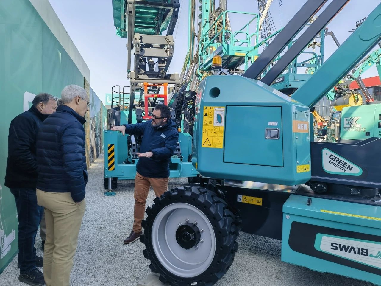 PA视讯平台高空机械闪耀Bauma 2025！ 新能源技术与创新产品获全球瞩目