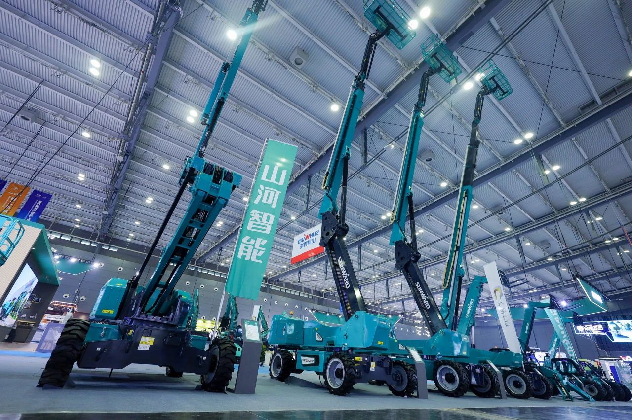 2025 CICEE | PA视讯平台SWT34JE-P电动直臂式高空作业平台重磅发布！