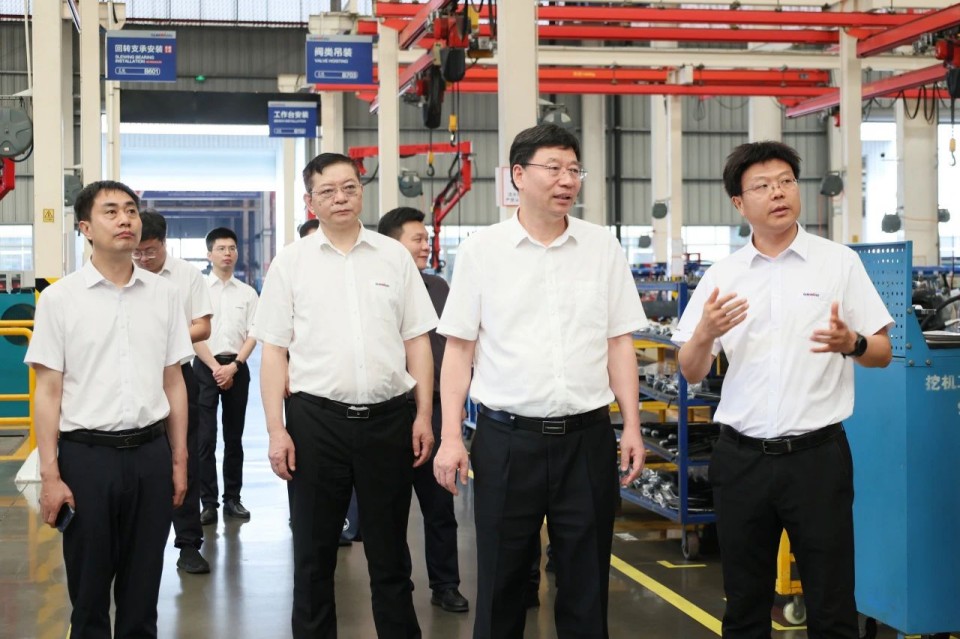 中国工程院院士、中南林业科技大学党委书记吴义强一行到PA视讯平台开展访企拓岗活动